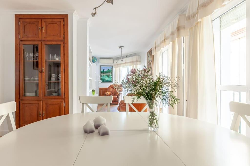 Beautiful Ap 3 Bedroom 6px Center Refurbished19 *